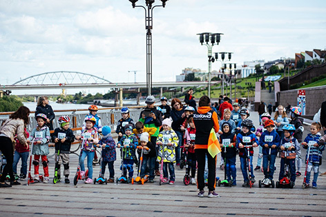 1 сентября СТРОЙЛЕСБАНК организовал детский «Заезд на самокатах»